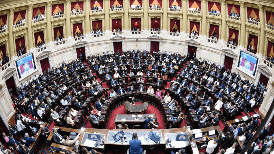 2294894-el-pais-elige-este-domingo-a-sus-nuevos-diputados-se-renuevan-127-bancas-en-el-congreso