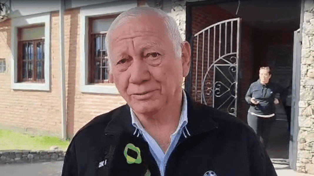 2299274-gustavo-roque-jalile-voto-en-valle-viejo-y-pidio-conciencia-ciudadana