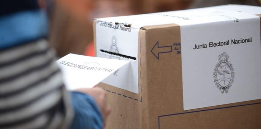 2300004-hasta-el-mediodia-ya-voto-el-23-del-padron-electoral-en-el-pais