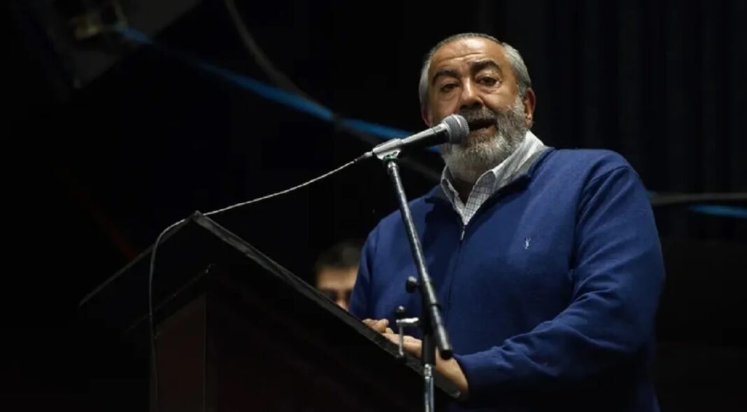 2318212-evitar-la-calle-la-cgt-y-las-distintas-estrategias-ante-la-reforma-laboral-del-gobierno