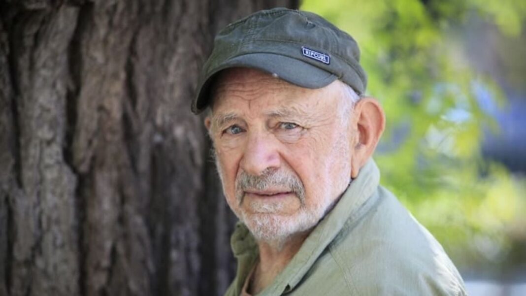 2327444-norman-briski-llega-a-catamarca-arte-compromiso-y-apoyo-a-los-jubilados-autoconvocados