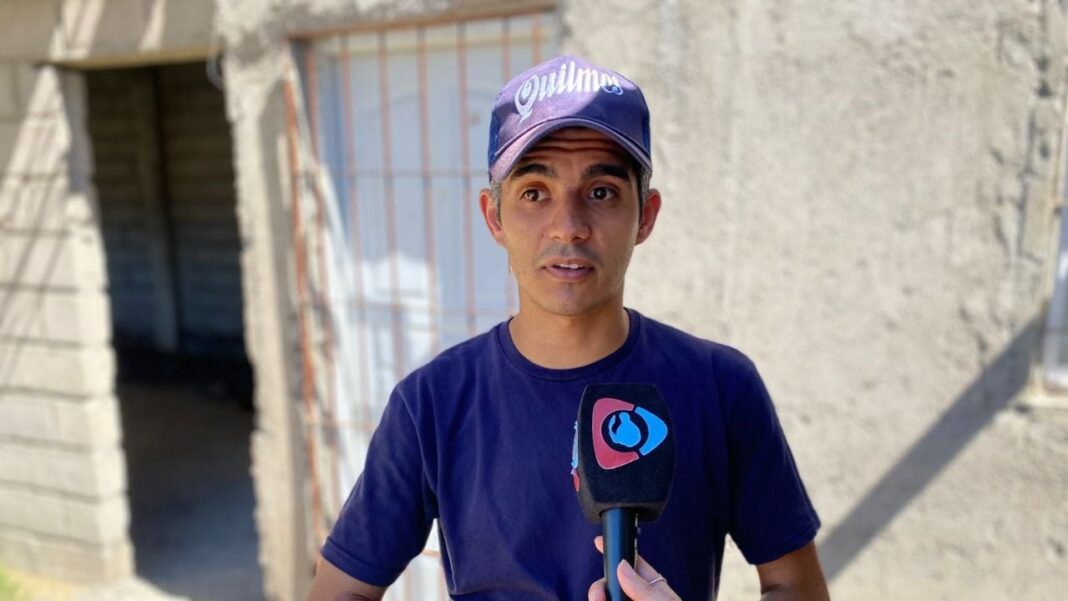 Integrantes de la red Quilmes Solidario realizando actividades comunitarias en el barrio Mi Gauchito, Catamarca.