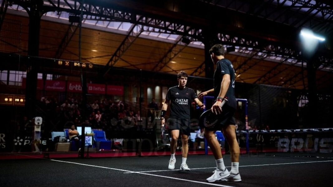 Agustín Tapia y Arturo Coello durante un partido de pádel.