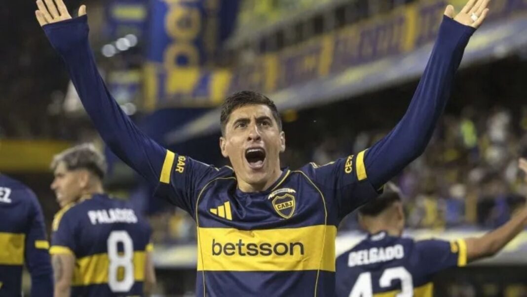 Jugadores de Boca Juniors y Barcelona SC durante el partido de Copa Libertadores en La Bombonera.
