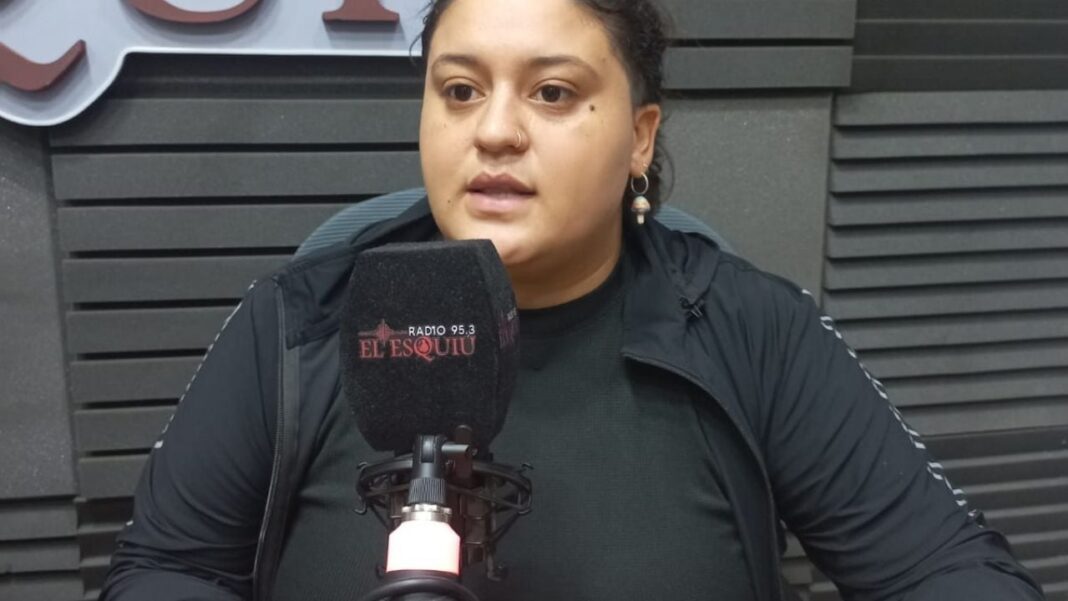 Manifestación de la familia de Franco Espeche frente a Fiscalía General en Catamarca