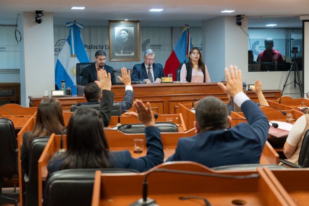 Sesión de la Cámara de Senadores de Catamarca