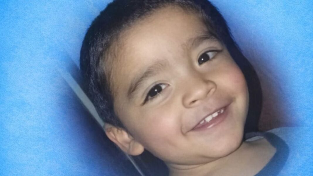 Comunidad de Andalgalá en campaña solidaria para ayudar a Máximo, niño con hipoacusia.