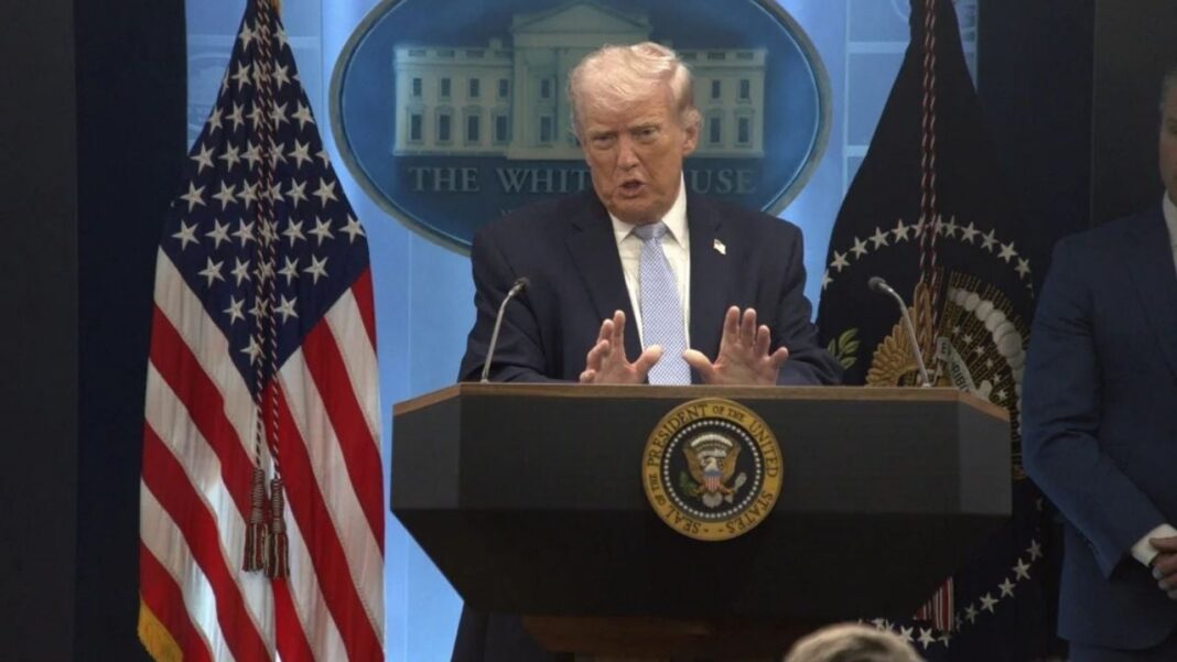 Mapa que muestra la ubicación estratégica del estrecho de Ormuz en el Medio Oriente.