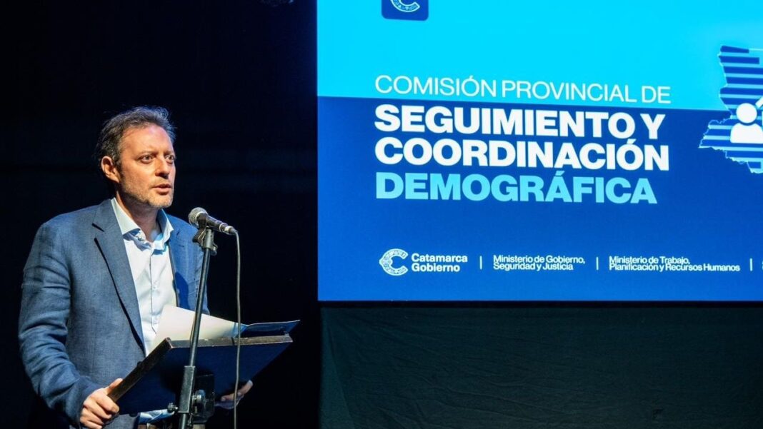 Alberto Natella, ministro de Gobierno de Catamarca, durante anuncio de integración ministerial.