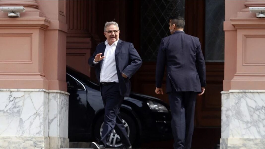 Gobernador Raúl Jalil durante un anuncio oficial en Casa de Gobierno de Catamarca