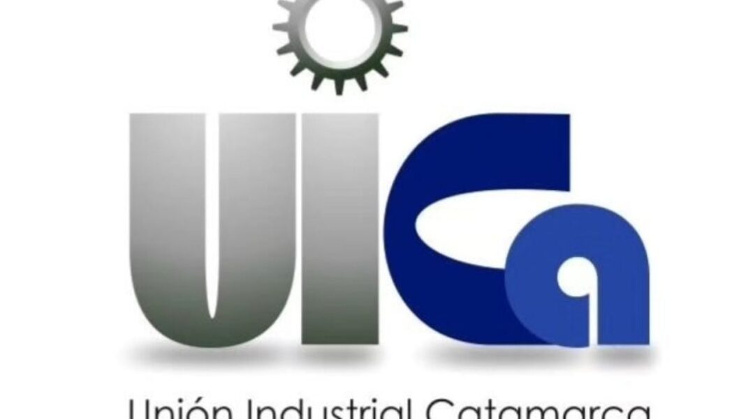 Representantes de la Unión Industrial de Catamarca (UICA) en reunión de trabajo.