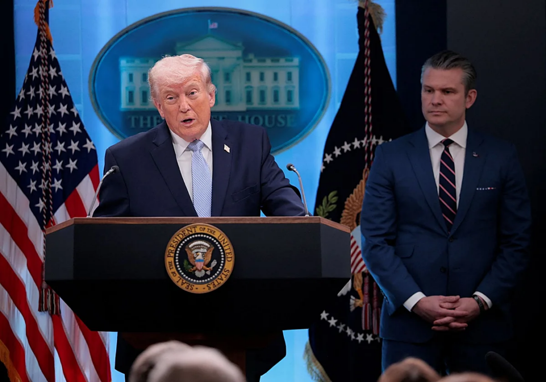 Mapa que muestra la ubicación del estrecho de Ormuz, punto de tensión entre EE.UU. e Irán.