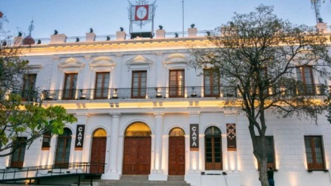 Actividad cultural y gastronómica en el Centro de Arte y Tecnología Aplicada (CATA) de Catamarca.