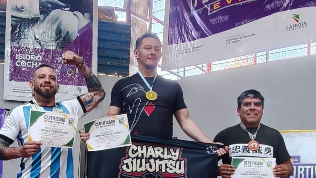 Integrantes de Cobra Team Catamarca en el Abierto de JiuJitsu de La Rioja