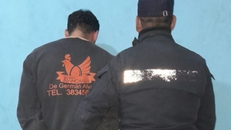 Policía en operativo de detención en barrio Los Plateados Oeste, Valle Viejo