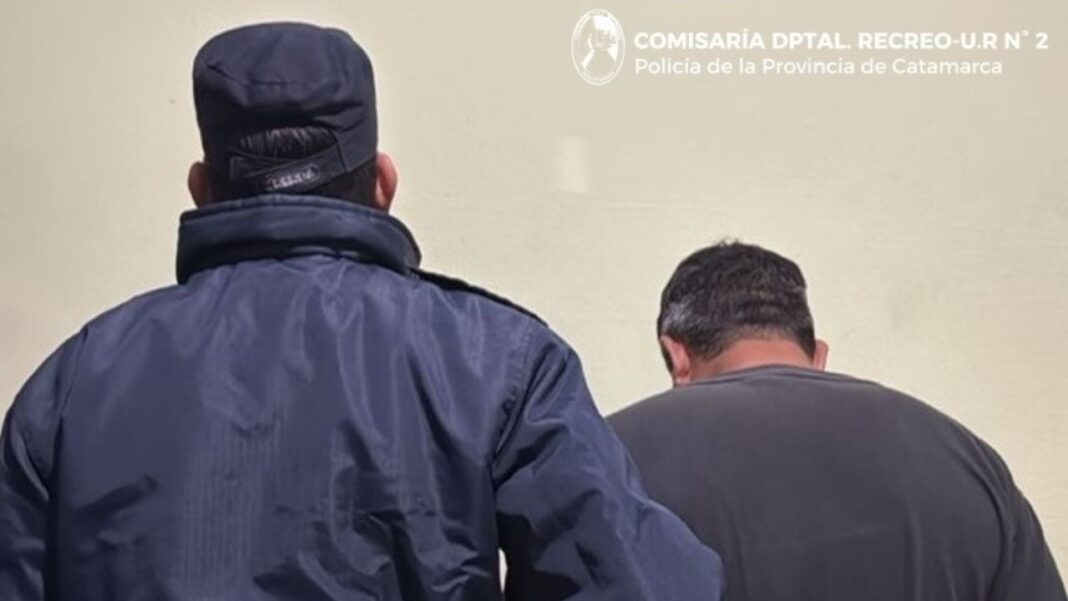 Efectivos policiales en el lugar del siniestro vial en Recreo