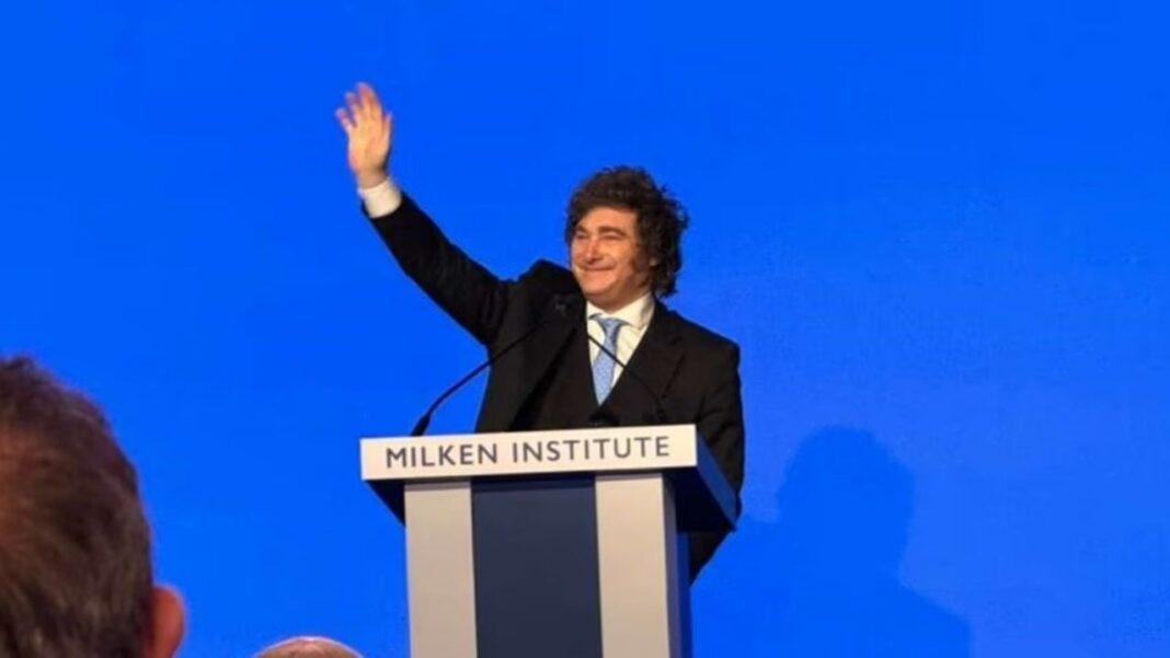 Javier Milei durante su discurso en la Conferencia Anual del Instituto Milken en Los Ángeles