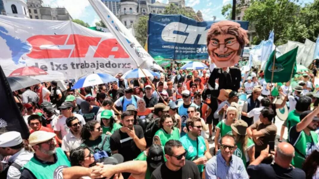 Conferencia de prensa de la CTA Autónoma y de los Trabajadores en Buenos Aires