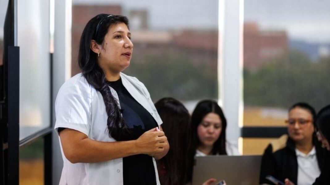 Personas en curso de manipulación de alimentos en Catamarca