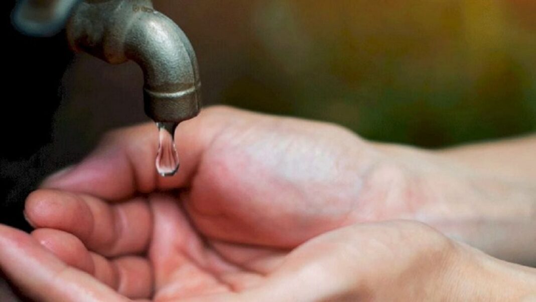 Cartel de corte de agua en Banda de Varela, Catamarca