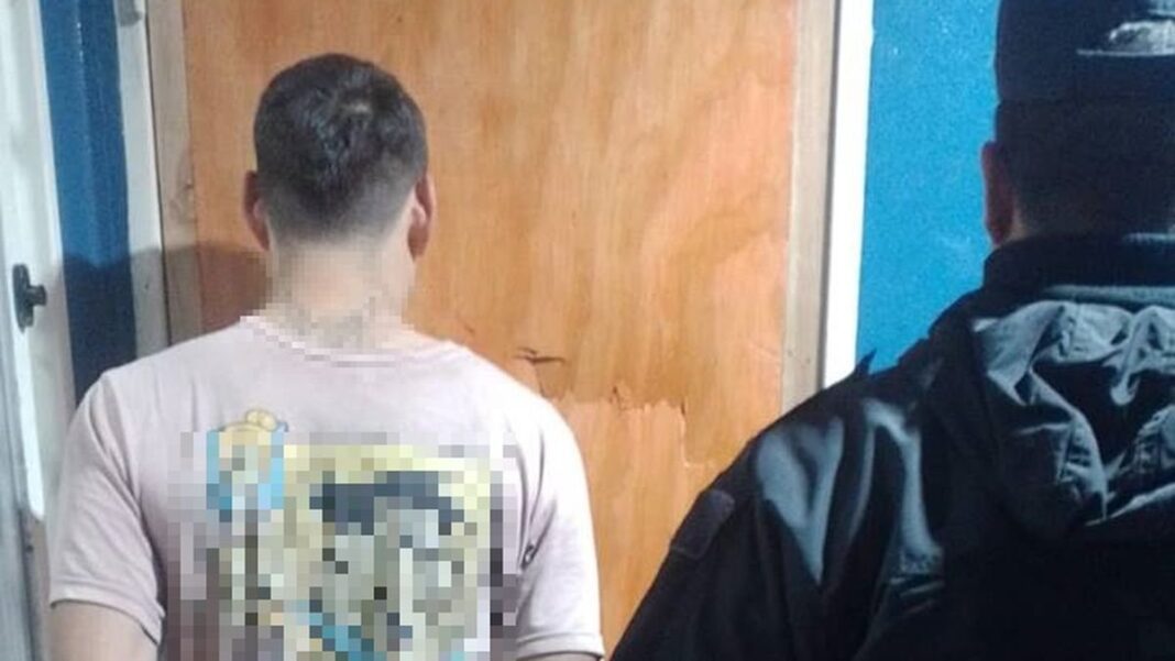 Policía en procedimiento nocturno en barrio Municipal de Catamarca