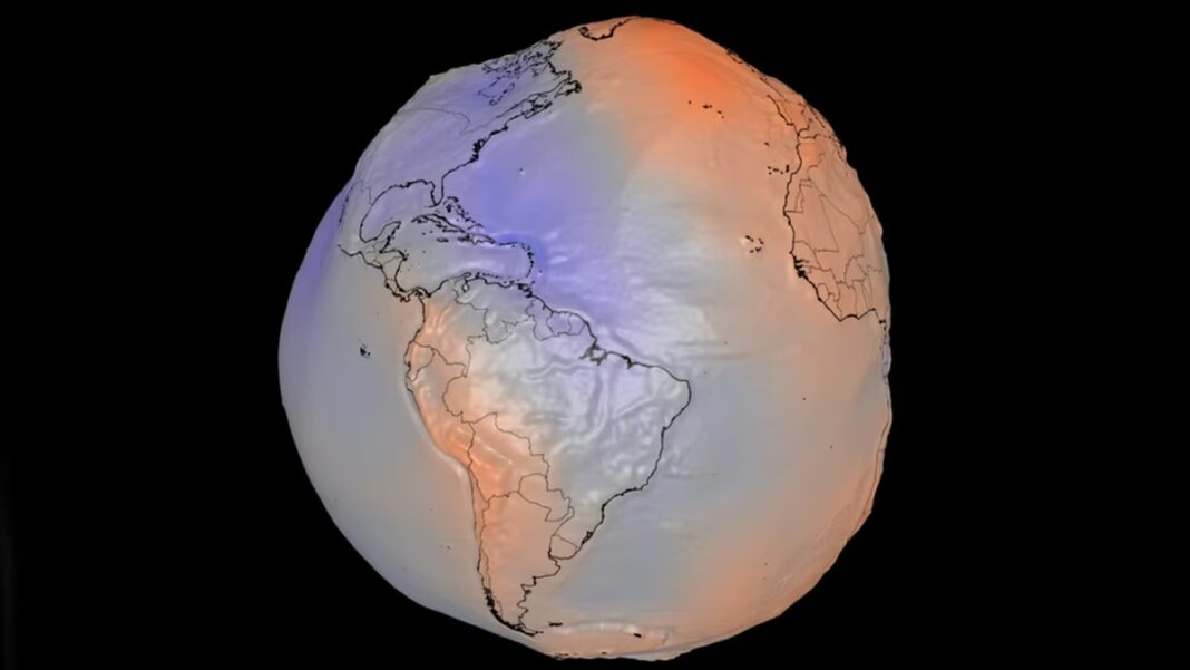 Visualización 3D de la forma real de la Tierra con irregularidades del campo gravitatorio exageradas 10.000 veces