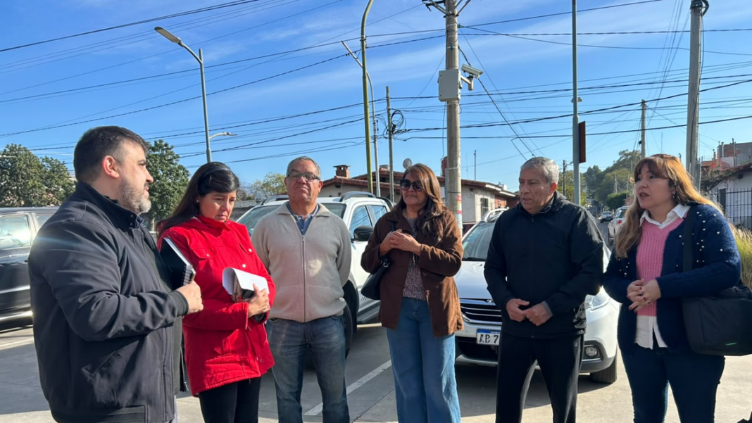 Policías autoconvocados protestando frente al edificio del SAE-911 en Catamarca