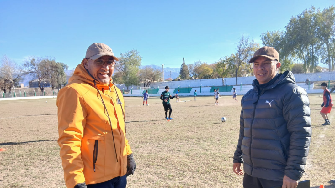 Partido de fútbol entre selecciones juveniles de Andalgalá y Pomán