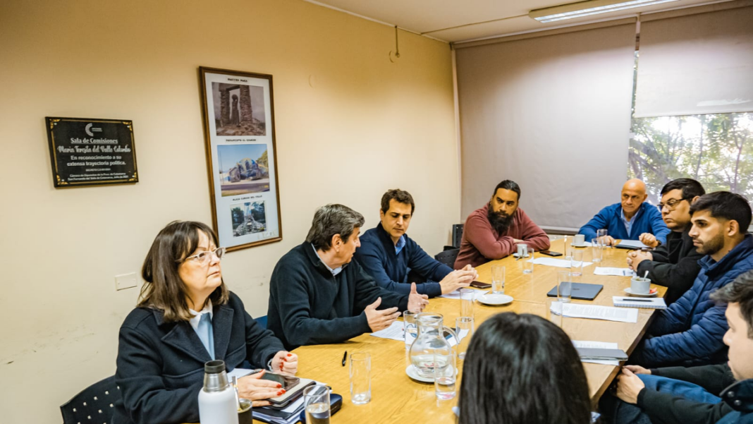 Reunión de la Comisión de Industria, Comercio, Turismo y Deporte