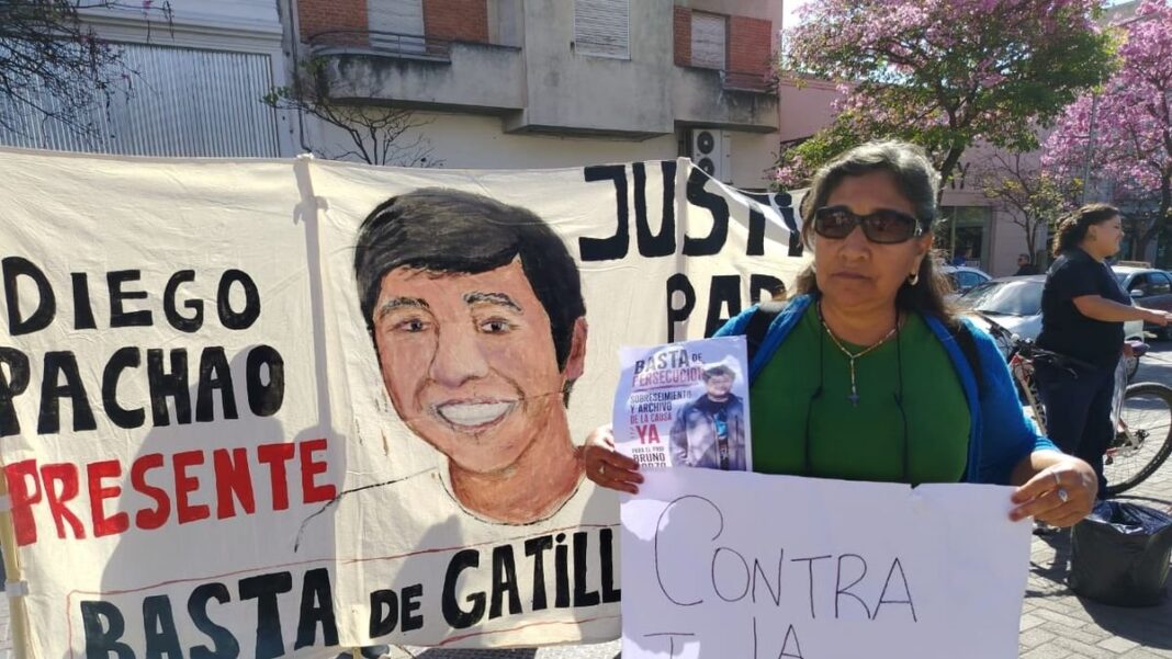 Marcha por Diego Pachao en Plaza 25 de Mayo