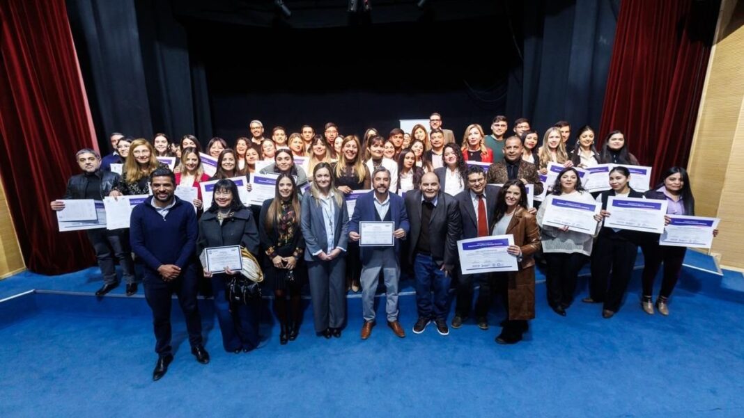 Entrega de certificados de la Diplomatura en Comunicación Política y Derechos Humanos en Catamarca