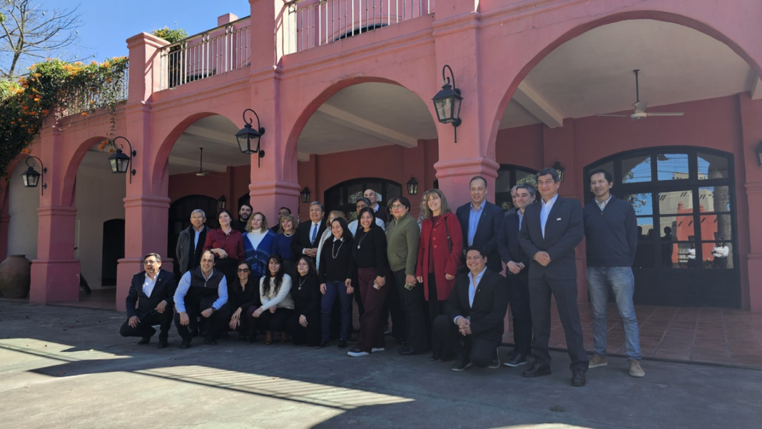 Reunión del CODINOA en Salta con representantes de la UNCA