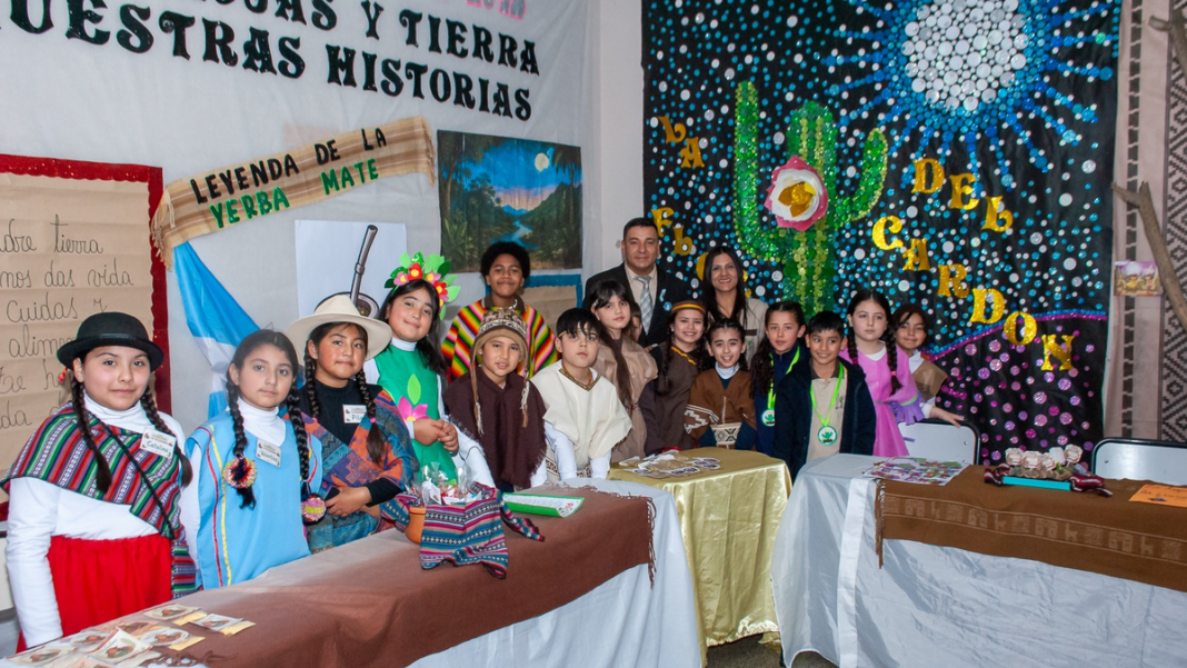 Estudiantes y docentes en la 3° Jornada de Promoción de la Lectura