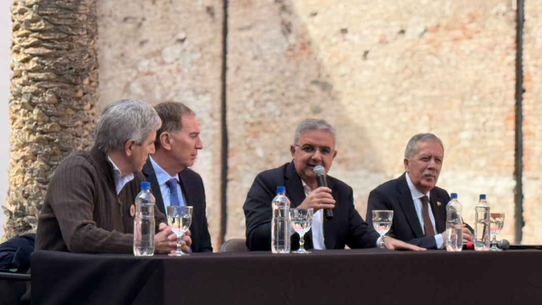 Presentación de la obra del Acueducto Albigasta en el CATA