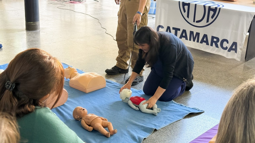 Taller de RCP en el Ministerio de Salud de Catamarca