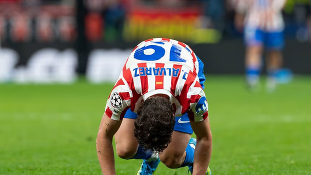 Julián Álvarez durante un entrenamiento del Atlético de Madrid