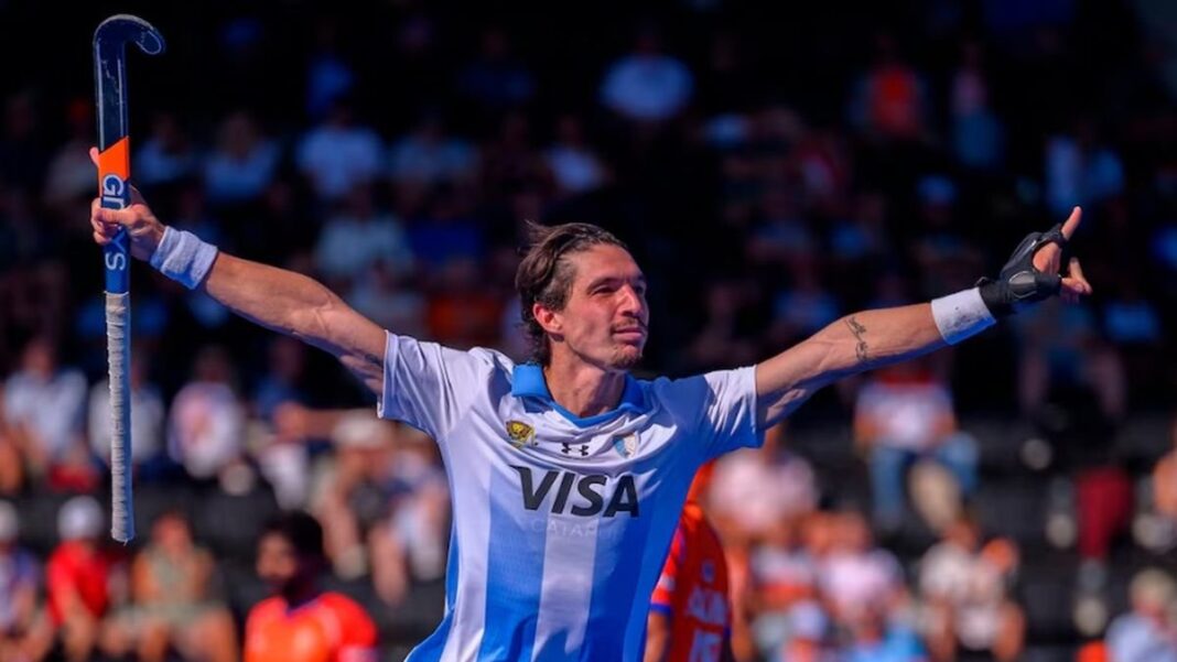 Equipo argentino de hockey sobre césped en partido del Mundial