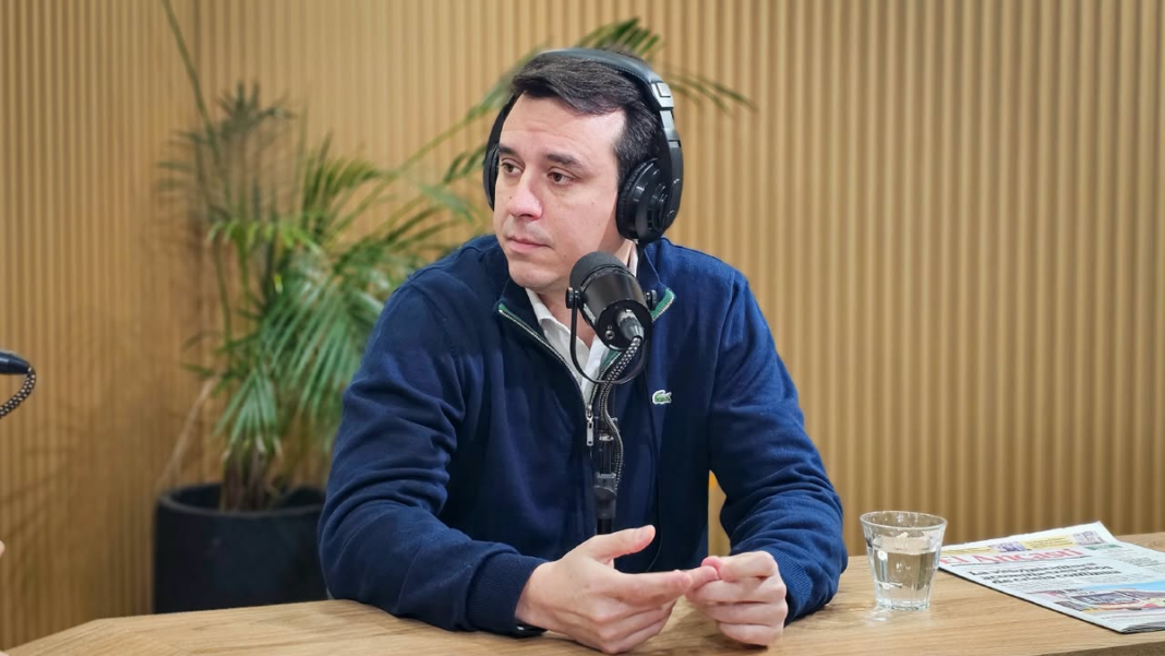 Diputado Fernando Monguillot en sesión