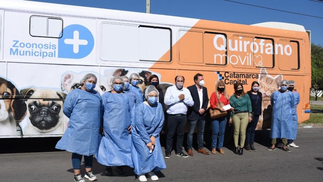 Quirófano móvil de la Municipalidad de la Capital en Valle Chico