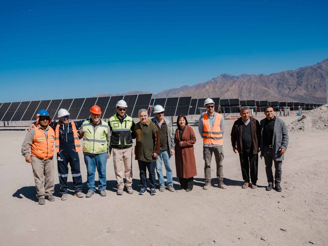 Recorrida por la obra del Parque Solar Ampajango