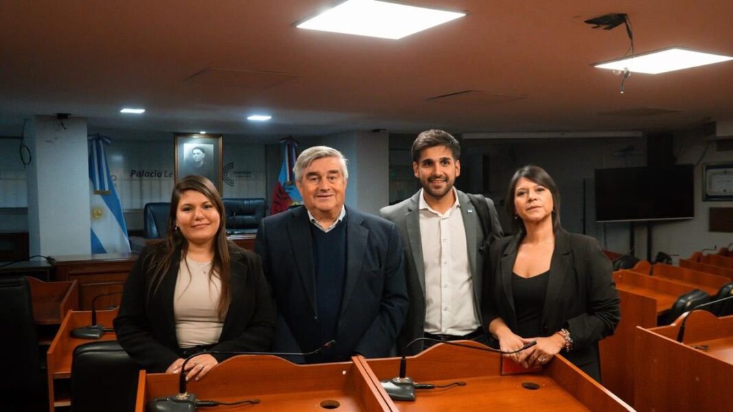 Tiago Puente, diputado provincial de Catamarca, presenta proyecto sobre códigos de descuento