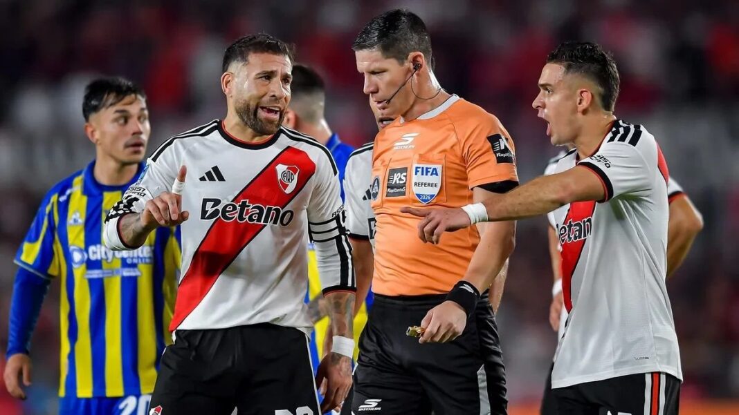 Estadio Monumental durante el partido River vs Rosario Central