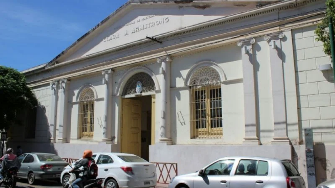 Edificio del IES Clara J. Armstrong en Catamarca