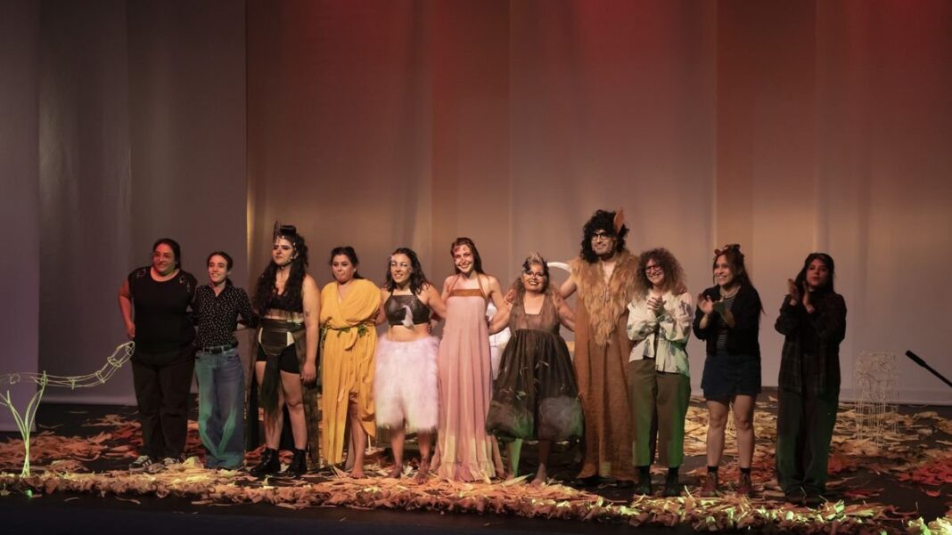 Escena de la obra teatral Wachay en el Complejo Cultural Urbano Girardi