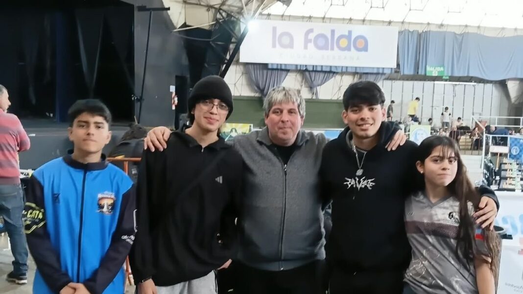 Jugadores de ajedrez de Catamarca durante la Copa Latina