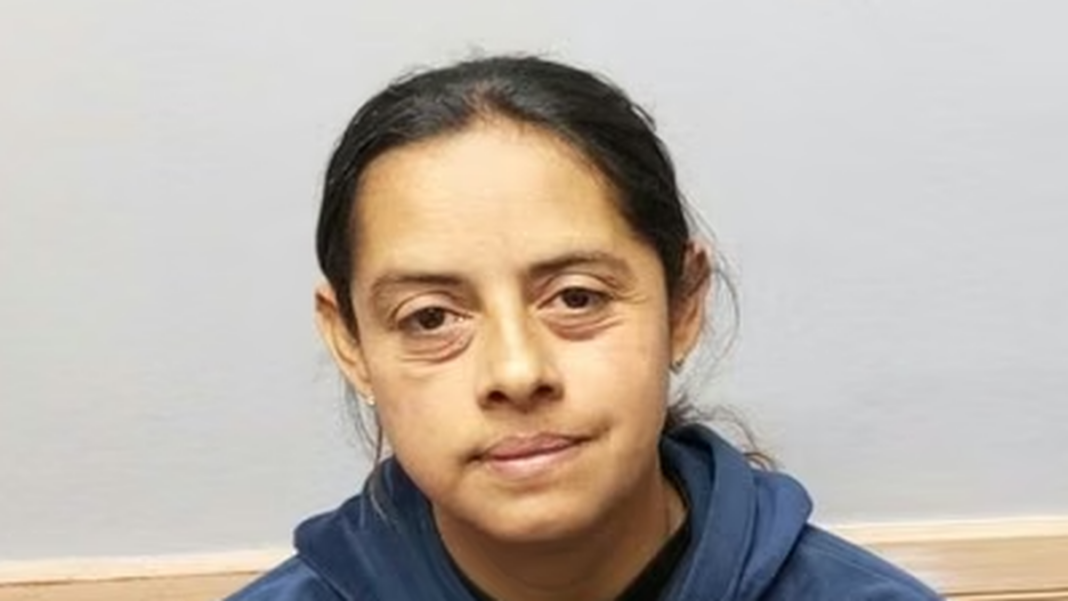 Movilización de familiares y amigos de Norma Tula en el centro de la Capital