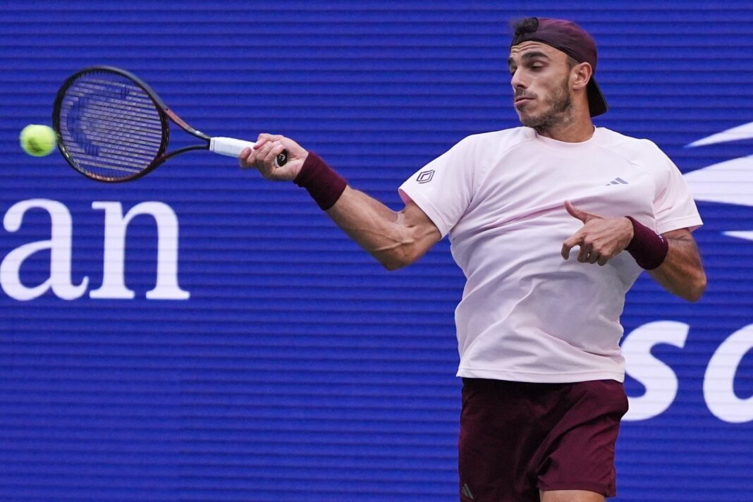 Francisco Cerúndolo durante su partido de octavos de final del US Open contra Alexander Blockx