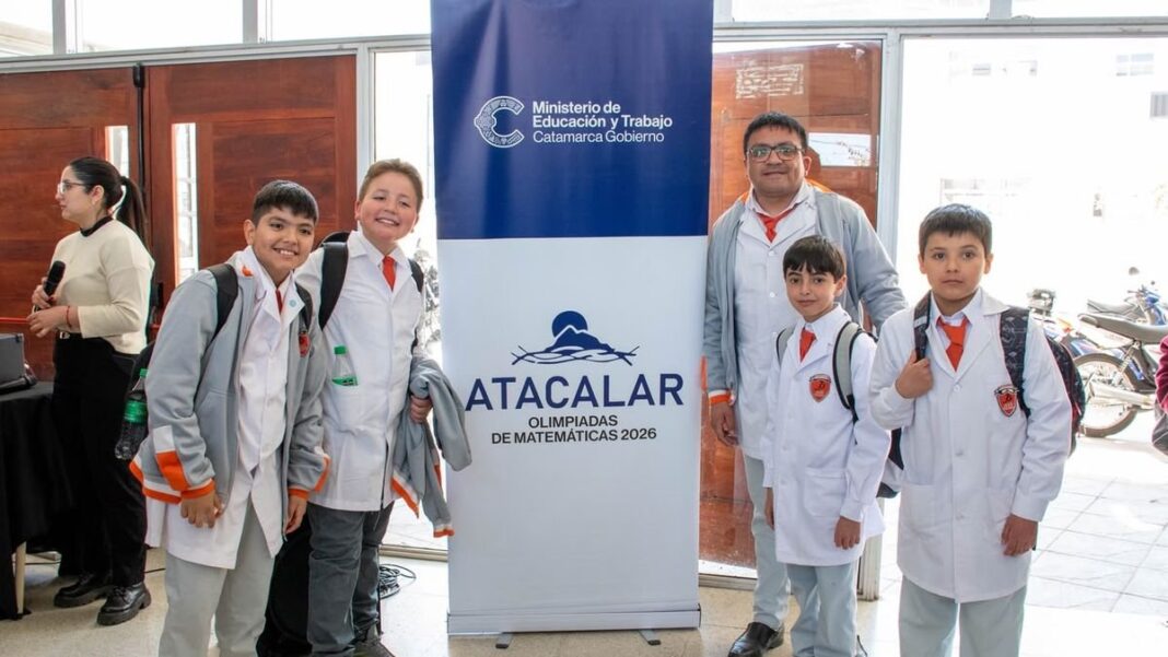 Estudiantes durante la Instancia Provincial de la Olimpiada Matemática ATACALAR 2026 en Catamarca