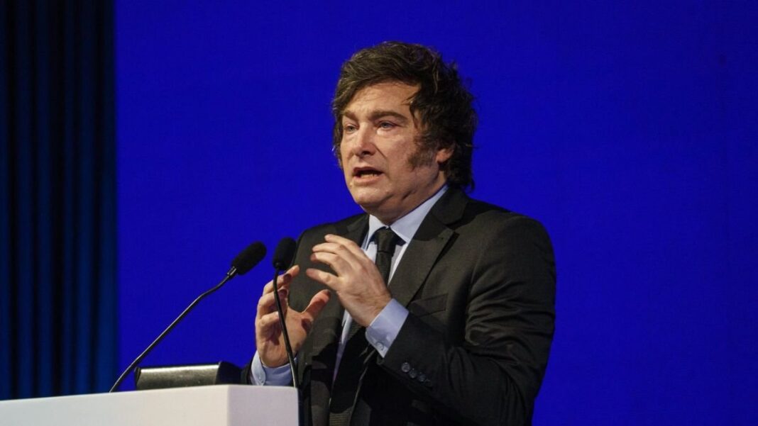 Presidente Javier Milei durante declaraciones a la prensa francesa