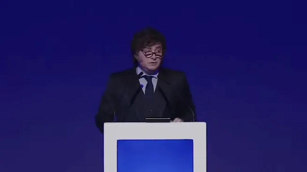 Javier Milei durante su discurso en la cumbre Vientos de Cambio